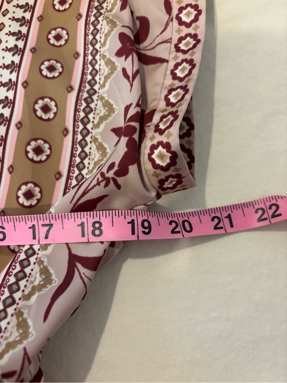 Gal Meets Glam Liza Print Charmeuse Midi Dress Burgundy Boho 10P - Picture 6 of 9